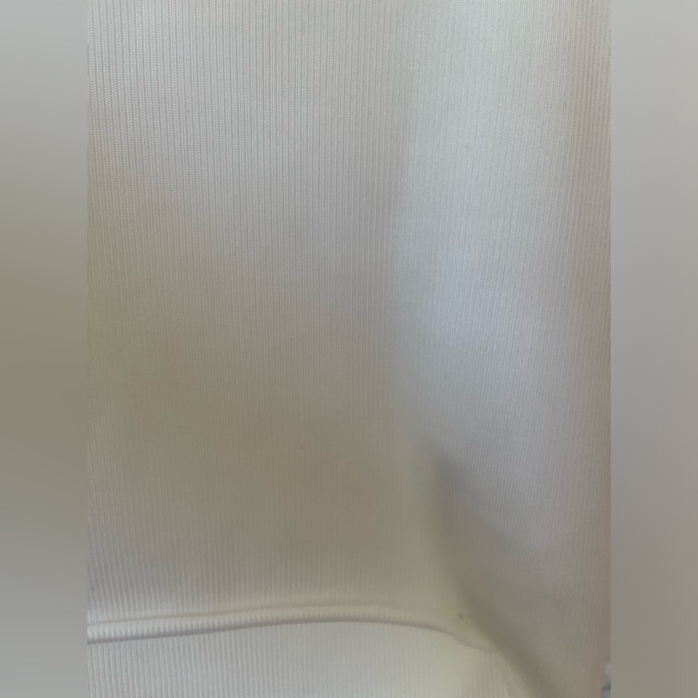 Off-White Ribbed Asymmetrical Crop Tee - Picture 10 of 10